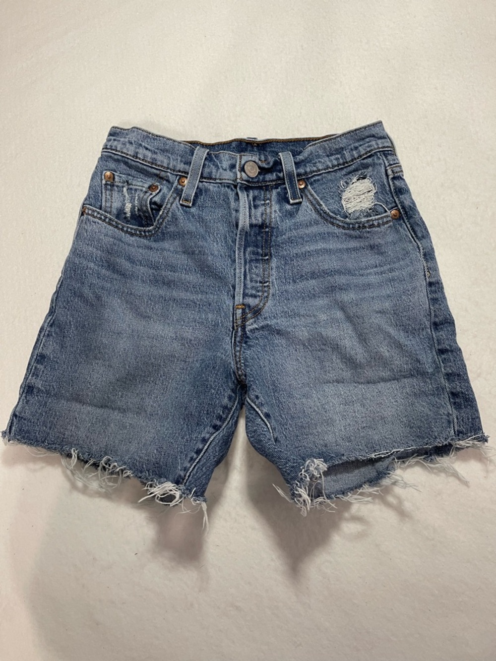 Levi’s 501 cutoff shorts button fly W25 Big E